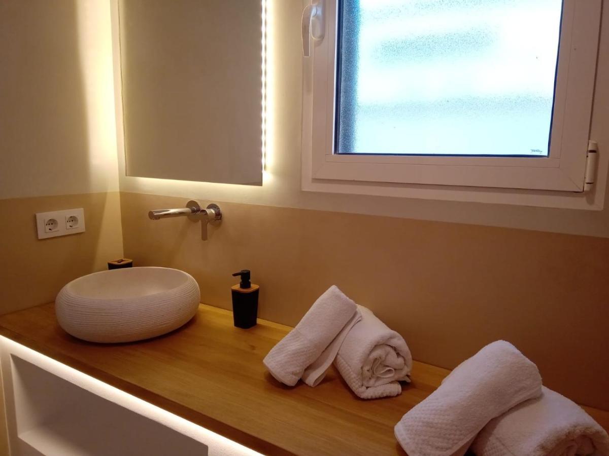 Es Canto Cala Blanca  Ngoại thất bức ảnh
