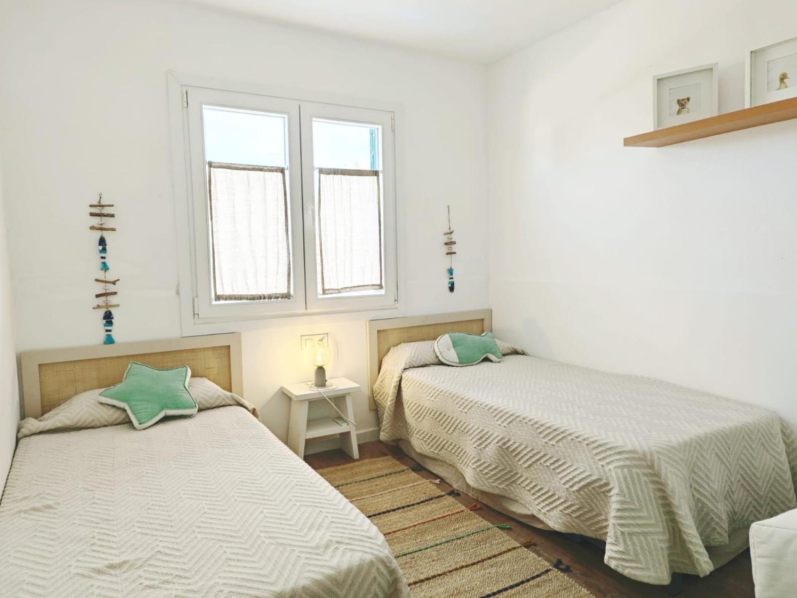 Es Canto Cala Blanca  Ngoại thất bức ảnh