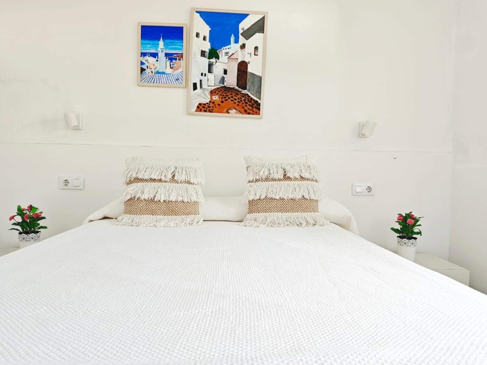Es Canto Cala Blanca  Ngoại thất bức ảnh